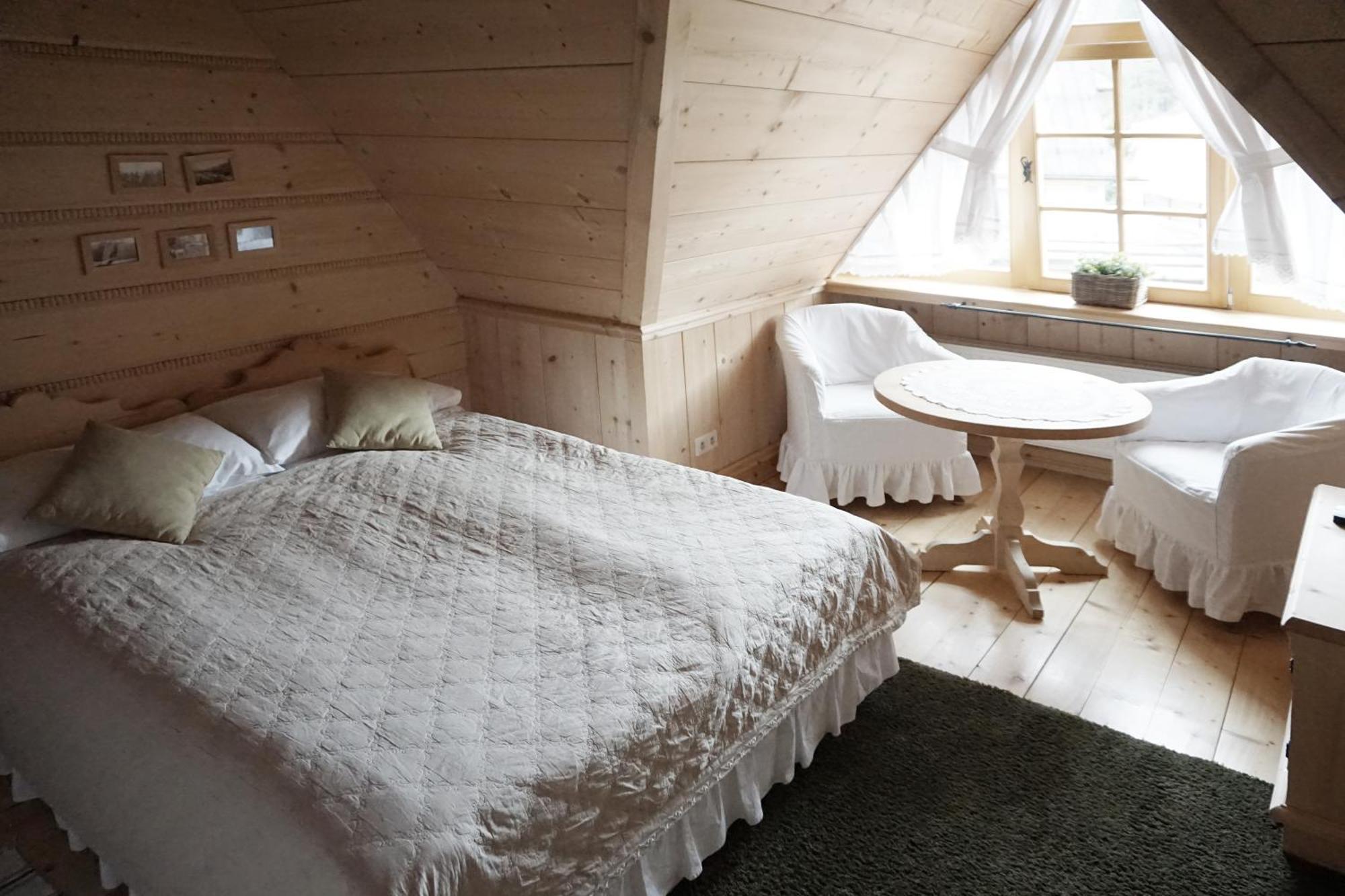 Bed & Breakfast Miodula *